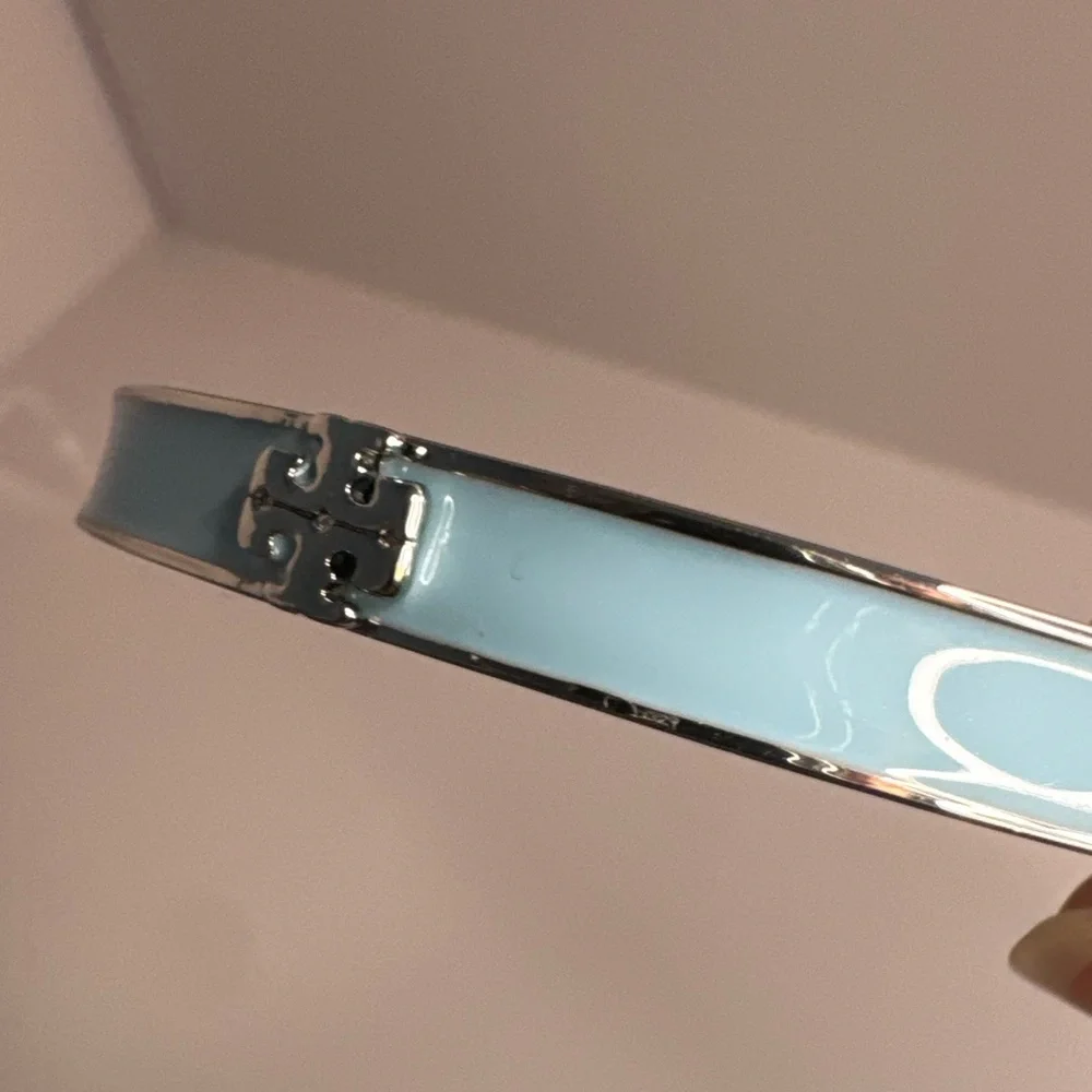 Tory Burch New Kira Blue Enamel Hinge Silver-Toned Bracelet - Picture 6 of 10